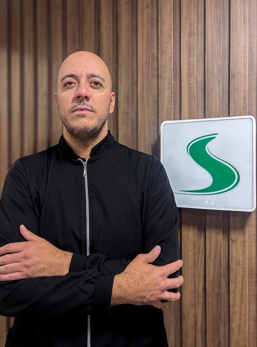 Dr. Lucas Ferrari Reis Luiz na Oral Sin Guaratinguetá